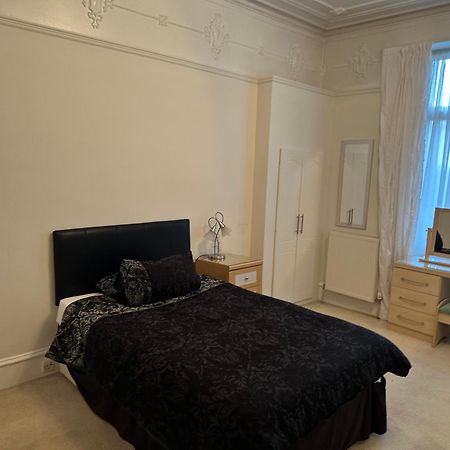 Third House Guest House Αμπερντήν Εξωτερικό φωτογραφία